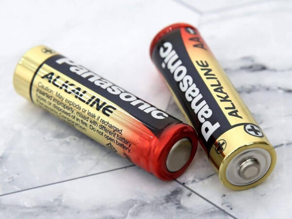 Cách nhận biết pin sạc được & pin không sạc đơn giản