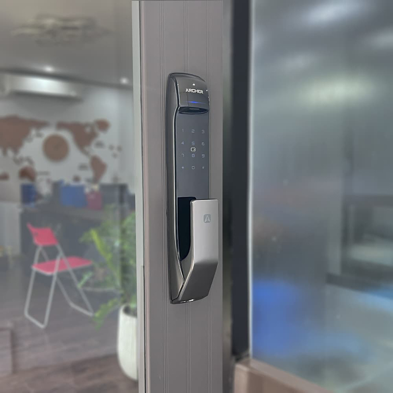 dich-vu-sua-khoa-van-tay-tai-nha