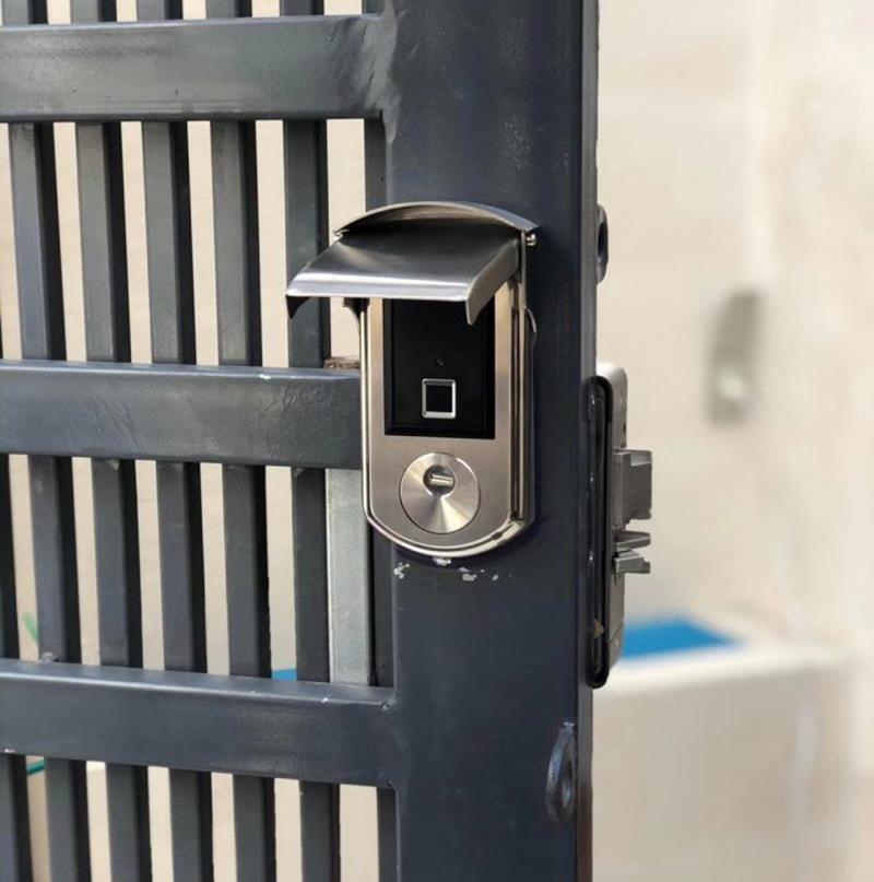 Nên chọn khóa cửa cổng dựa trên chất liệu, giá thành và chức năng của khóa